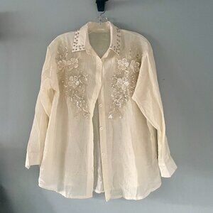 Botton down shirt with floral beading and design